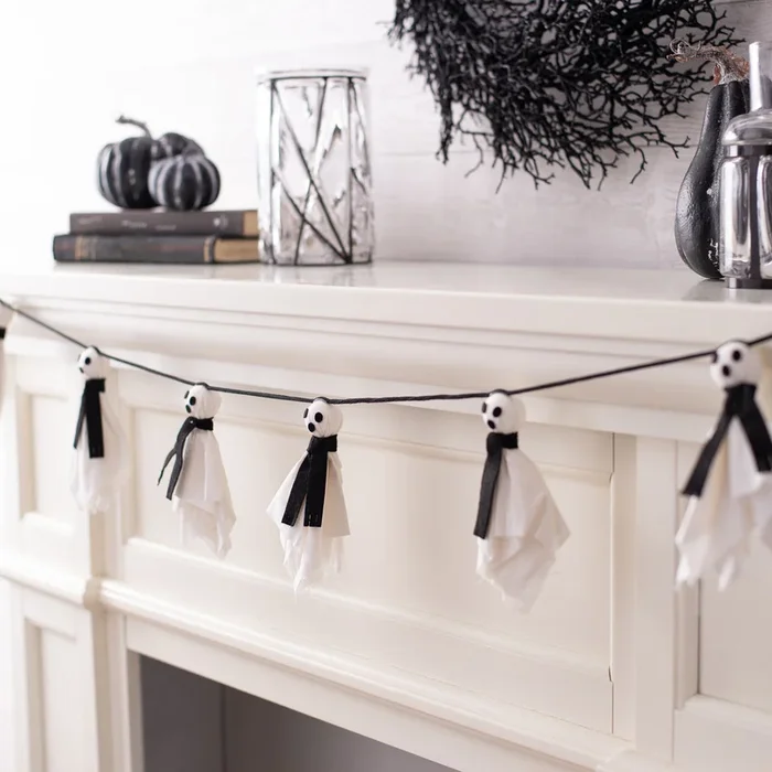 BOO White Ghost in Black Scarf Hanging Fabric Garland Banner Halloween Décor Prop