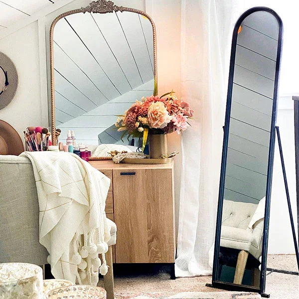 Metal Floor Mirror – Decor Steals