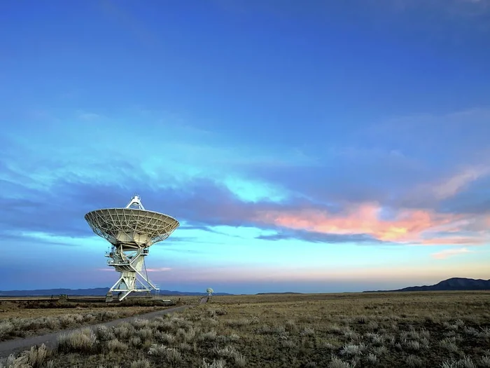 Very Large Array Radio Telescope1